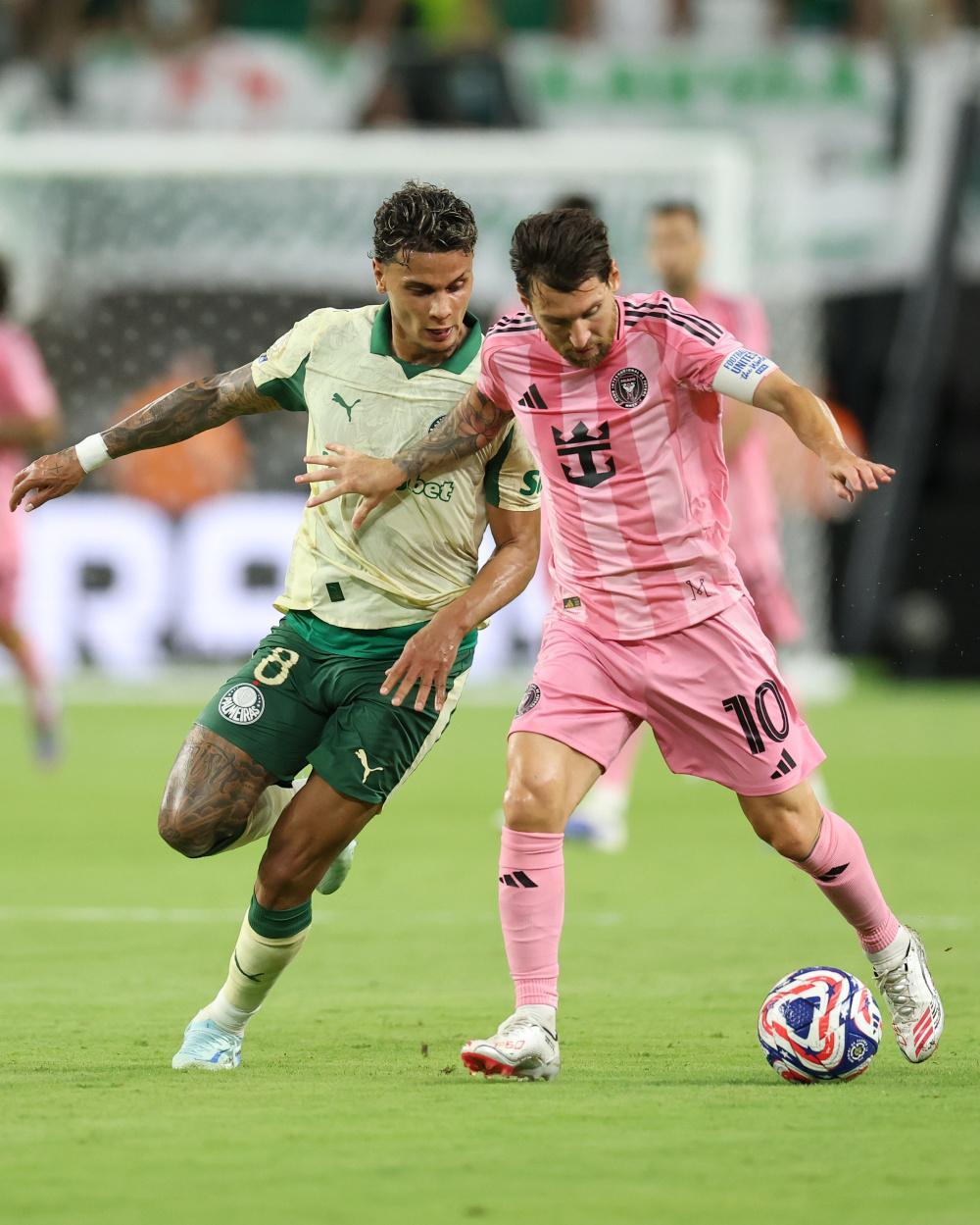 多米体育APP国际比赛日拉齐奥备战社区盾，战术微调细节曝光，震撼外界，赛季目标并未改变的简单介绍