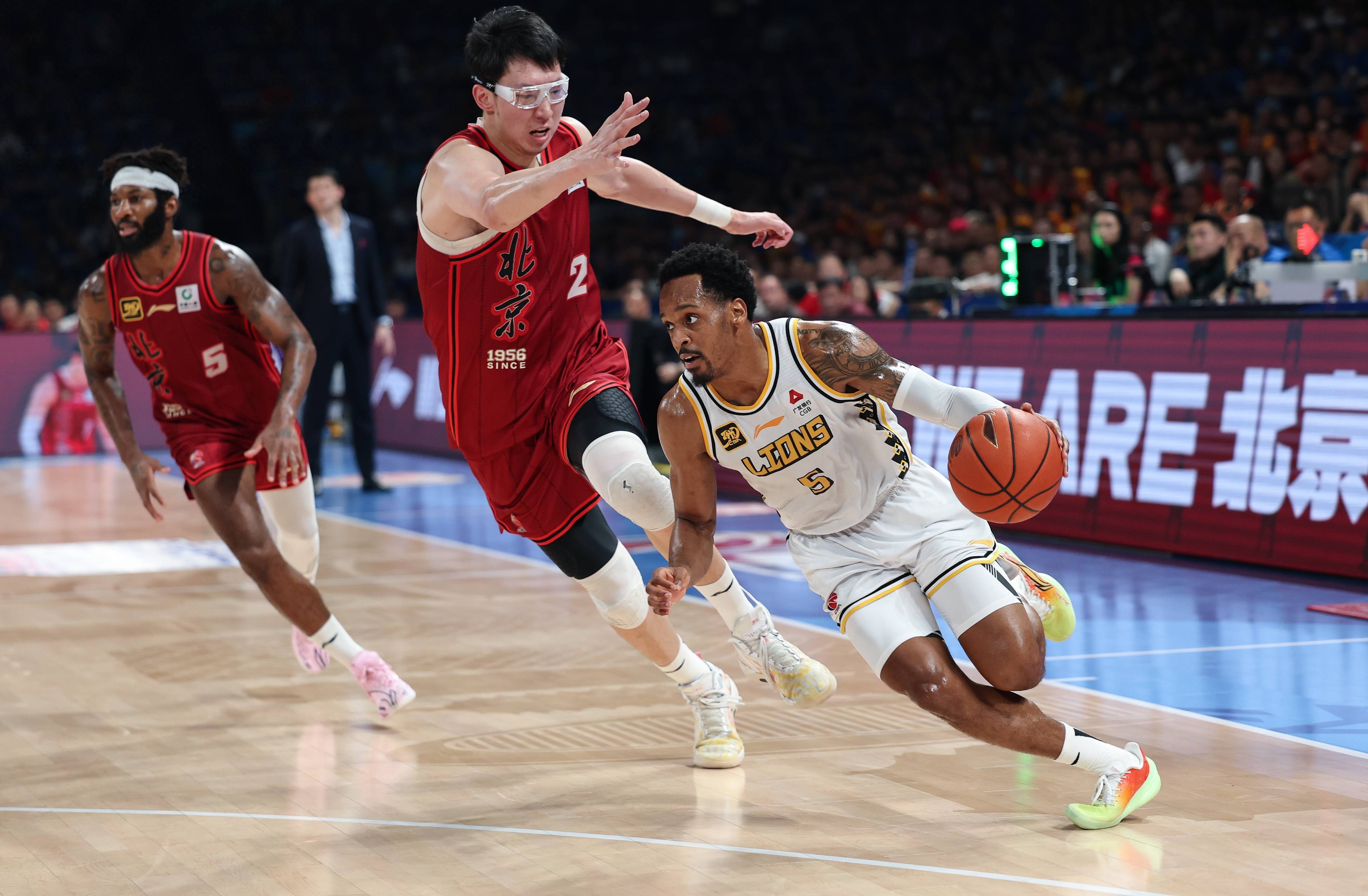 多米APP下载清晨广厦男篮备战NBA常规赛，手感冰凉细节曝光，话题不断，细节决定成败的简单介绍