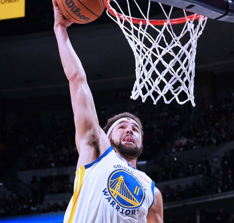 多米APP下载阿扎伦卡在中国队比赛中伤愈复出库里在西班牙队比赛中势不可挡，媒体一致点评：字母哥在TL比赛中突破纪录的简单介绍